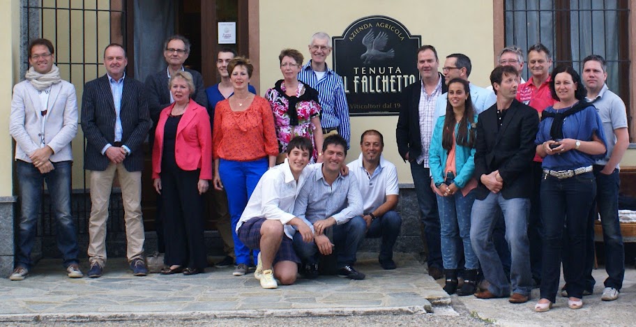 Familieportret Il Falchetto, Piemonte Il Falchetto, Piemonte, Wijnkoperij Henri Bloem
